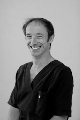 Dr Stéphane Comy, chirurgien-dentiste